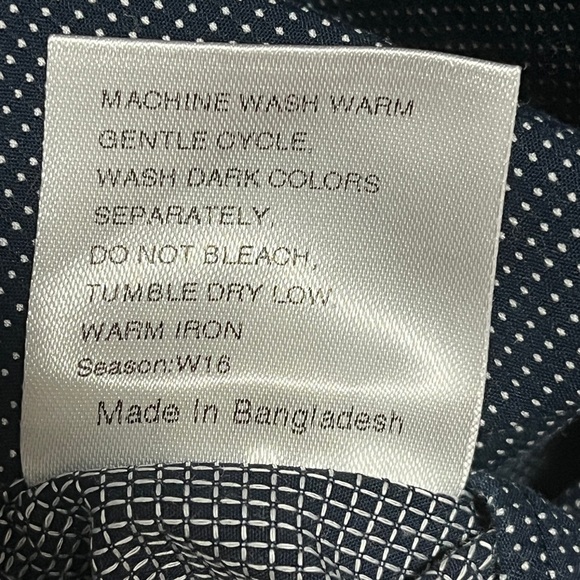 Park Avenue Slim Fit Dress Shirt - 16.5”/42cm, Navy Grid Pattern, 100% Cotton - Picture 6 of 11